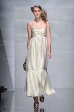 マウリツィオ ペコラーロ(MAURIZIO PECORARO)の2011年春夏コレクション｜写真31