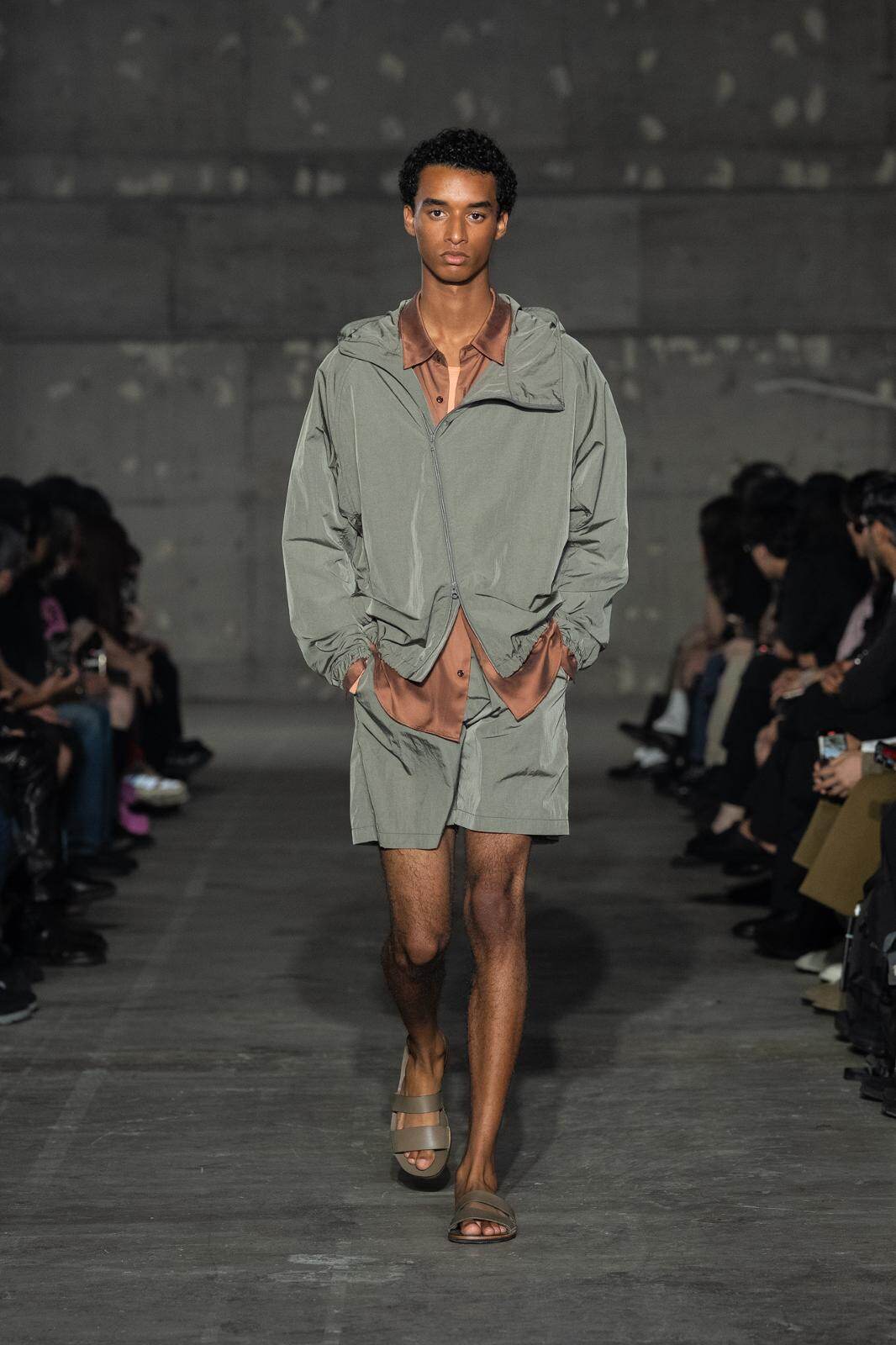 アタッチメント 2026年春夏<span>コレクション</span> - 写真31