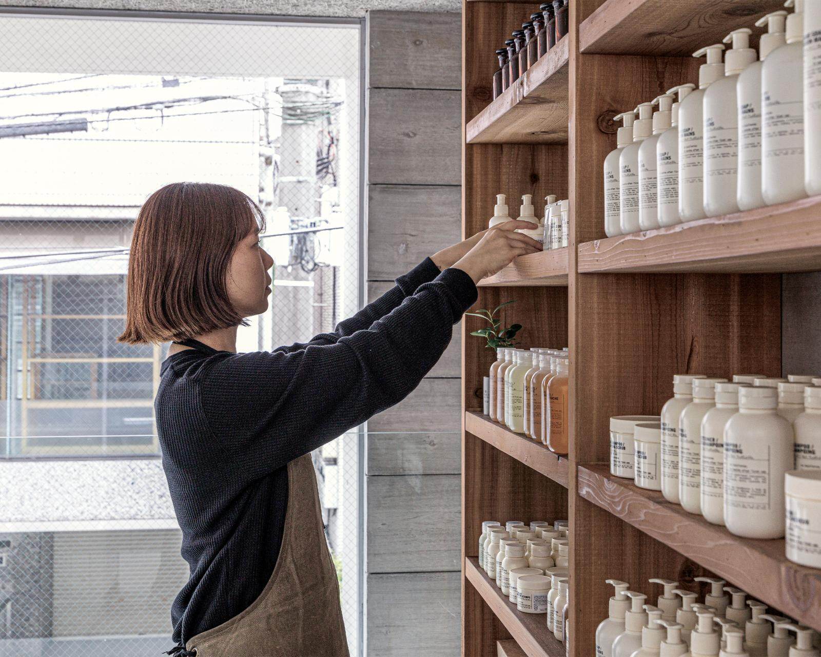 ル ラボ代官山店がリニューアル、”ウッド×ジャスミン”香るキャンドルを限定デザインで｜写真14