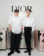 ディオール バックステージ×八木莉可子、多幸感に包まれるピンク メイクにトライ｜写真8