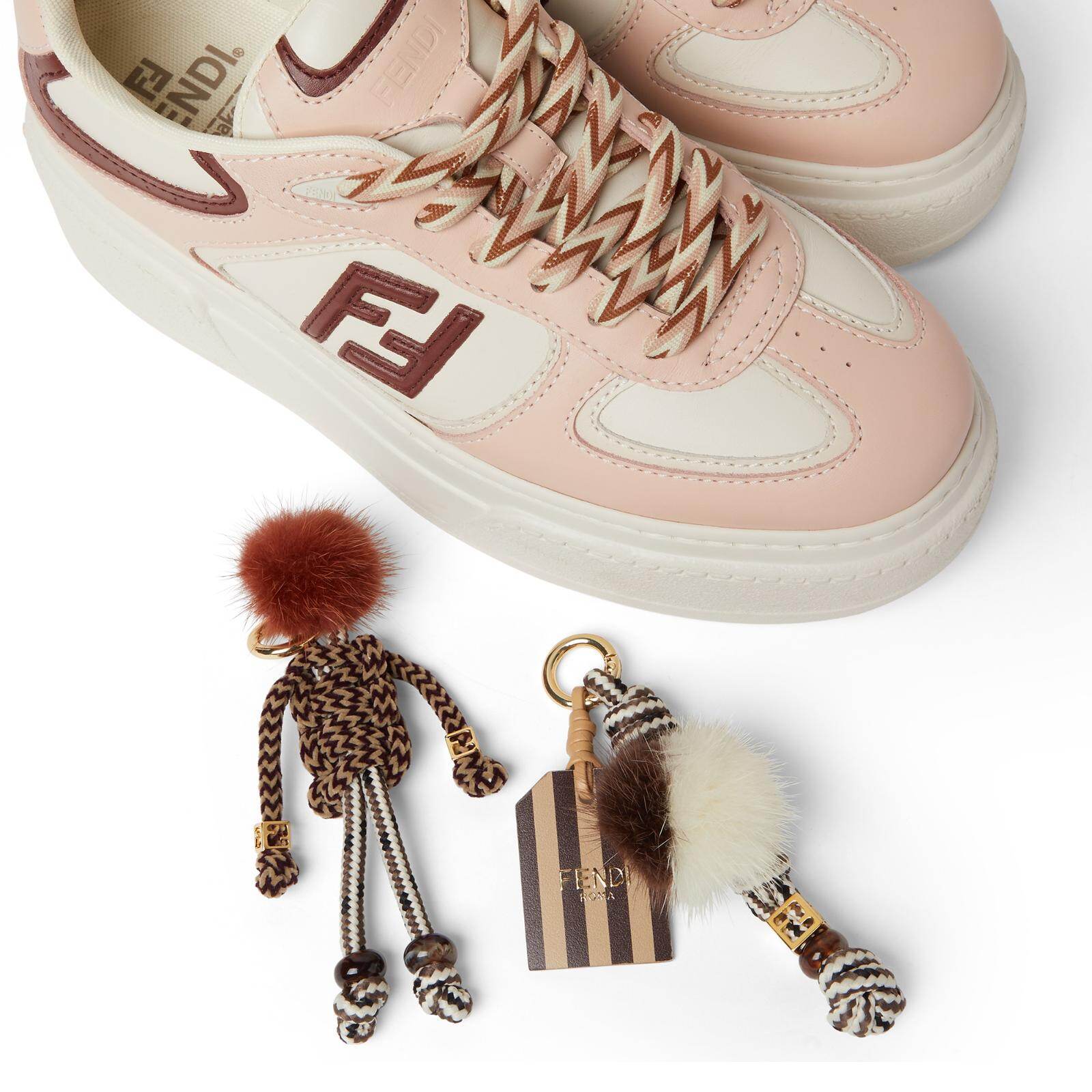 見た目も履き心地も最高!!【FENDI】フェンディ スニーカー フェンディの厚底スニーカー「フェンディ マッチ」ふんわり人形