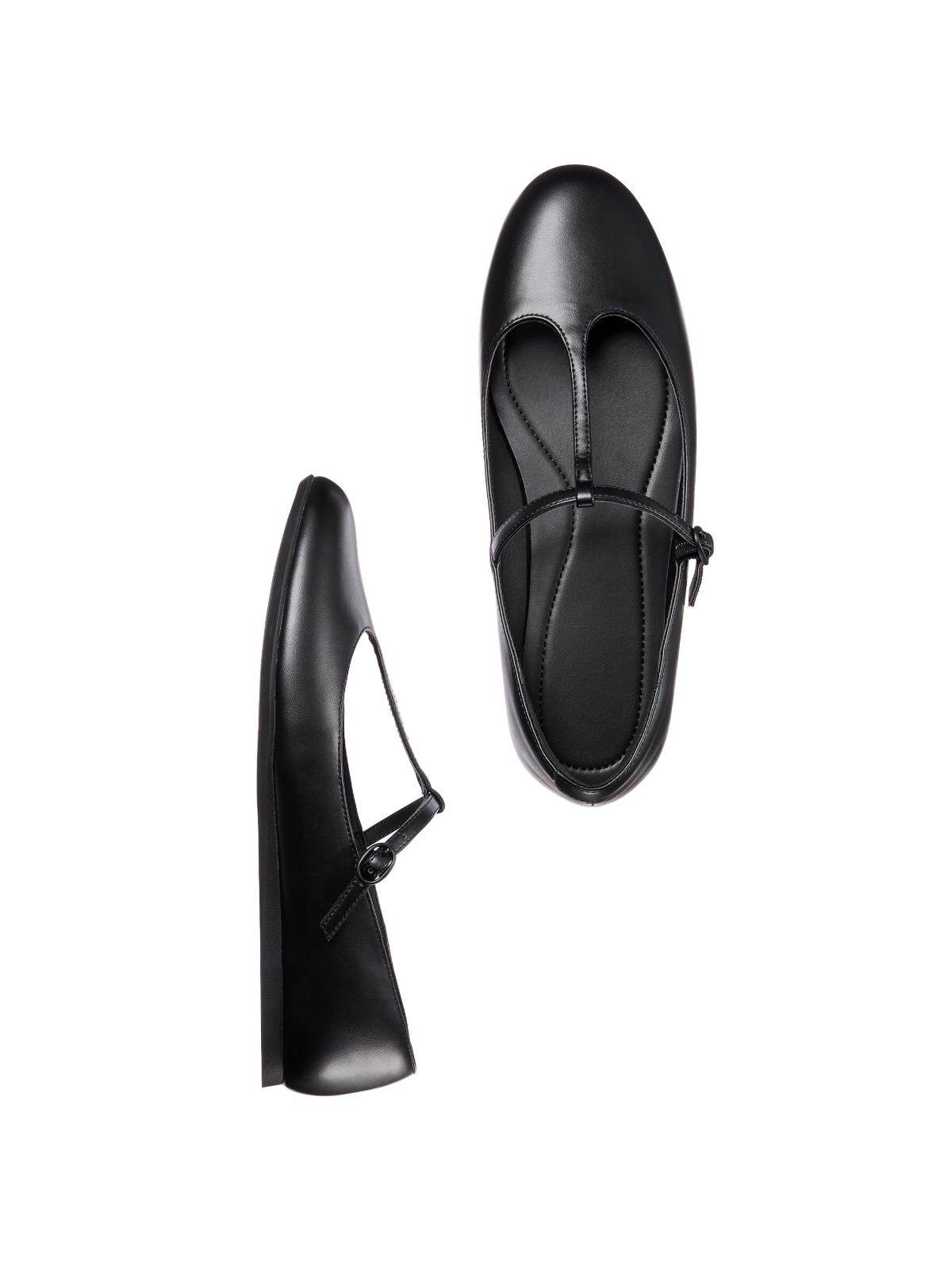 ユニクロ：シー25年秋冬ウィメンズ、ウールブレンド素材の上品ジャケット＆ペプラムスコート｜写真53