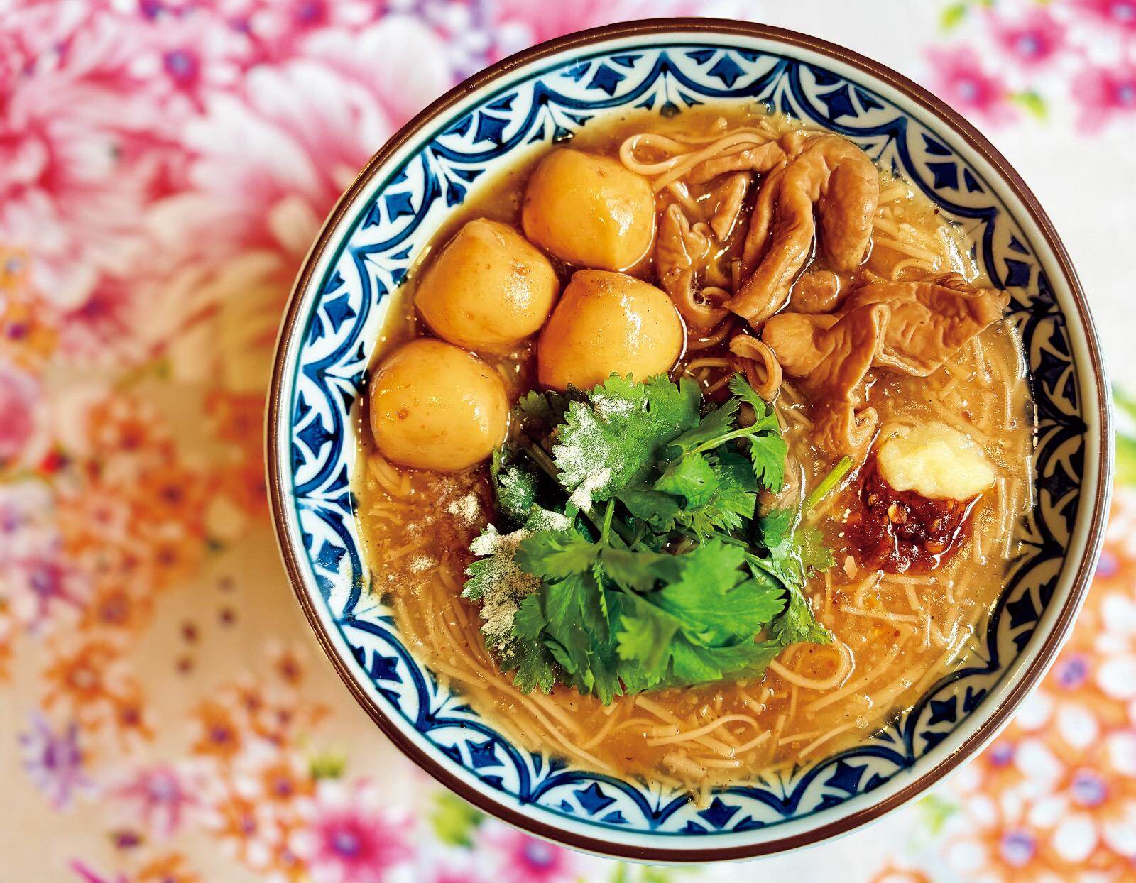 麺線屋フォルモサ「豪華台湾魚団子入り麺線 」1,091円(1杯)※各日販売予定20点