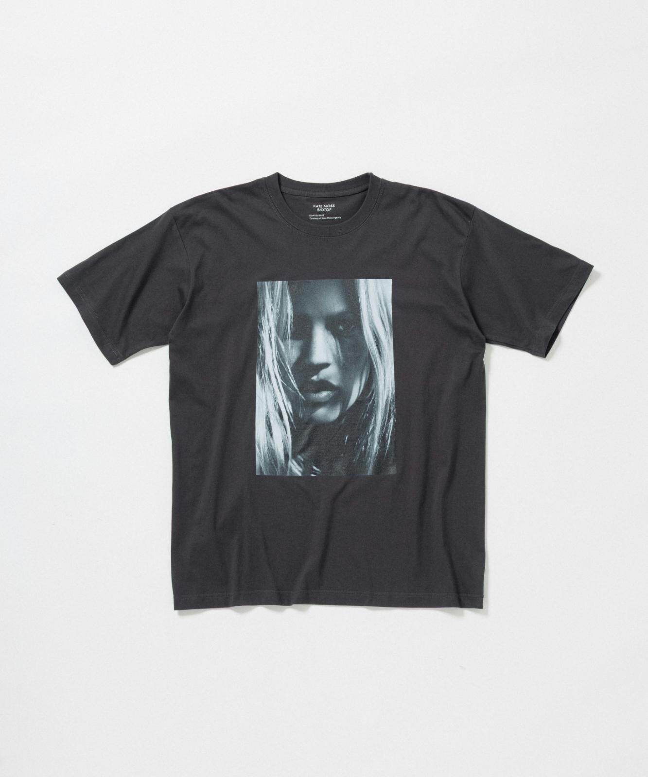 写真7/8｜「ケイト・モス」の”モノトーン”フォトTシャツ