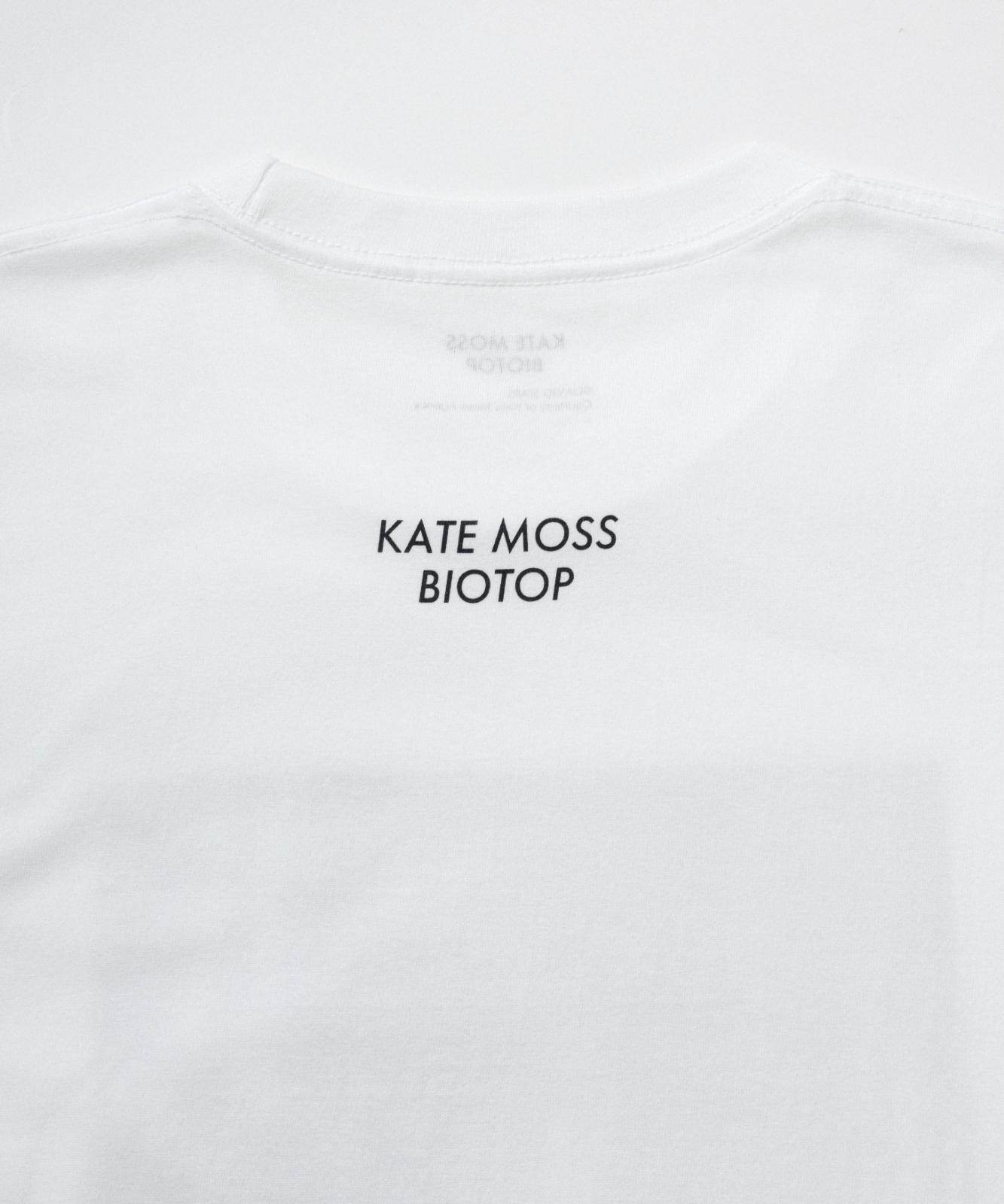 「ケイト・モス」の”モノトーン”フォトTシャツ、ビオトープ限定で｜写真5