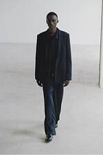 イレニサ 2026年春夏コレクション - 静謐さに立ち現れる力強い佇まい｜写真5