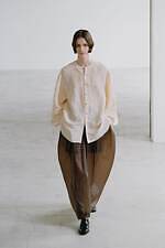 イレニサ 2026年春夏コレクション - 静謐さに立ち現れる力強い佇まい｜写真20