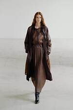 イレニサ 2026年春夏コレクション - 静謐さに立ち現れる力強い佇まい｜写真21