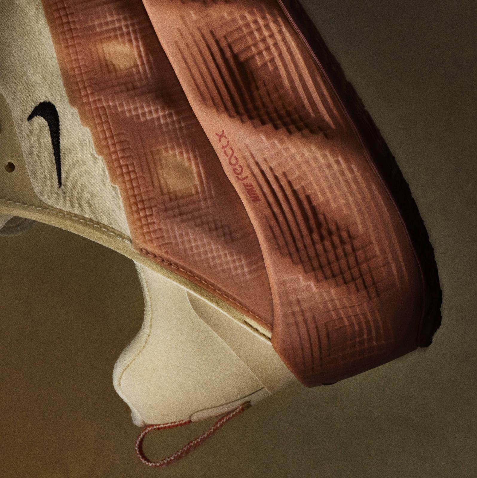 「ナイキ エイバ ローバー」19,030円