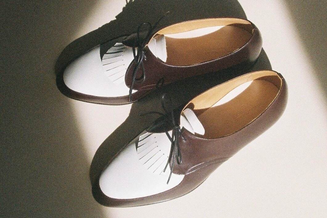 【訳あり】◾️アンダーカバー×フットザコーチャー◾️プレーントゥ◾️薔薇柄◾️グレー UNDERCOVER×foot the coacher/アンダーカバー×フットザ