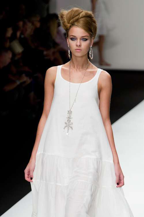 イッサ 2011年春夏<span>コレクション</span> - 写真21