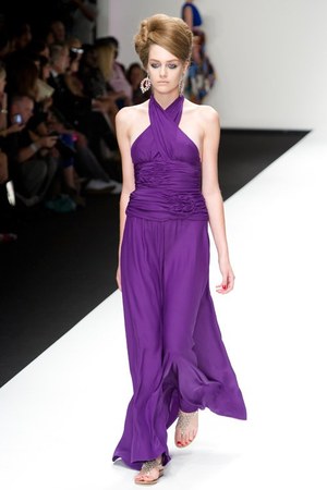 美しい色彩にあふれた、洗練されたエレガンス　イッサ ロンドン（ISSA LONDON）の2011年春夏コレクション｜写真6