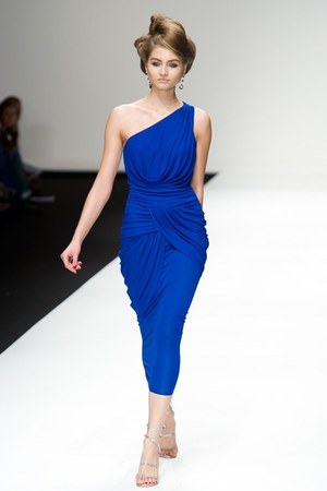 美しい色彩にあふれた、洗練されたエレガンス　イッサ ロンドン（ISSA LONDON）の2011年春夏コレクション｜写真9