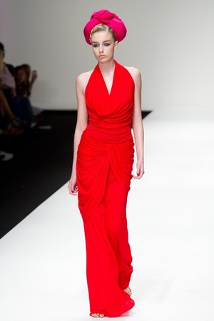 美しい色彩にあふれた、洗練されたエレガンス　イッサ ロンドン（ISSA LONDON）の2011年春夏コレクション｜写真12