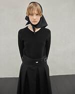 ザ・リラクス 2025年秋冬ウィメンズコレクション - 静謐さに交わる緊張と抜け感｜写真23