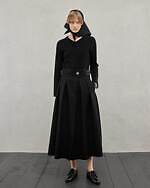 ザ・リラクス 2025年秋冬ウィメンズコレクション - 静謐さに交わる緊張と抜け感｜写真24