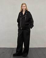 ザ・リラクス 2025年秋冬ウィメンズコレクション - 静謐さに交わる緊張と抜け感｜写真40