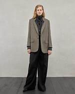 ザ・リラクス 2025年秋冬ウィメンズコレクション - 静謐さに交わる緊張と抜け感｜写真44