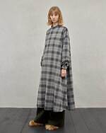 ザ・リラクス 2025年秋冬ウィメンズコレクション - 静謐さに交わる緊張と抜け感｜写真93