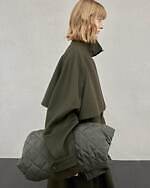 ザ・リラクス 2025年秋冬ウィメンズコレクション - 静謐さに交わる緊張と抜け感｜写真95