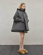 ザ・リラクス 2025年秋冬ウィメンズコレクション - 静謐さに交わる緊張と抜け感｜写真100