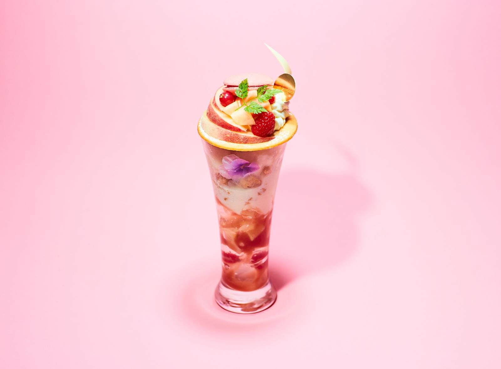 ラ・プレシューズ「桃のパフェ」2,200円