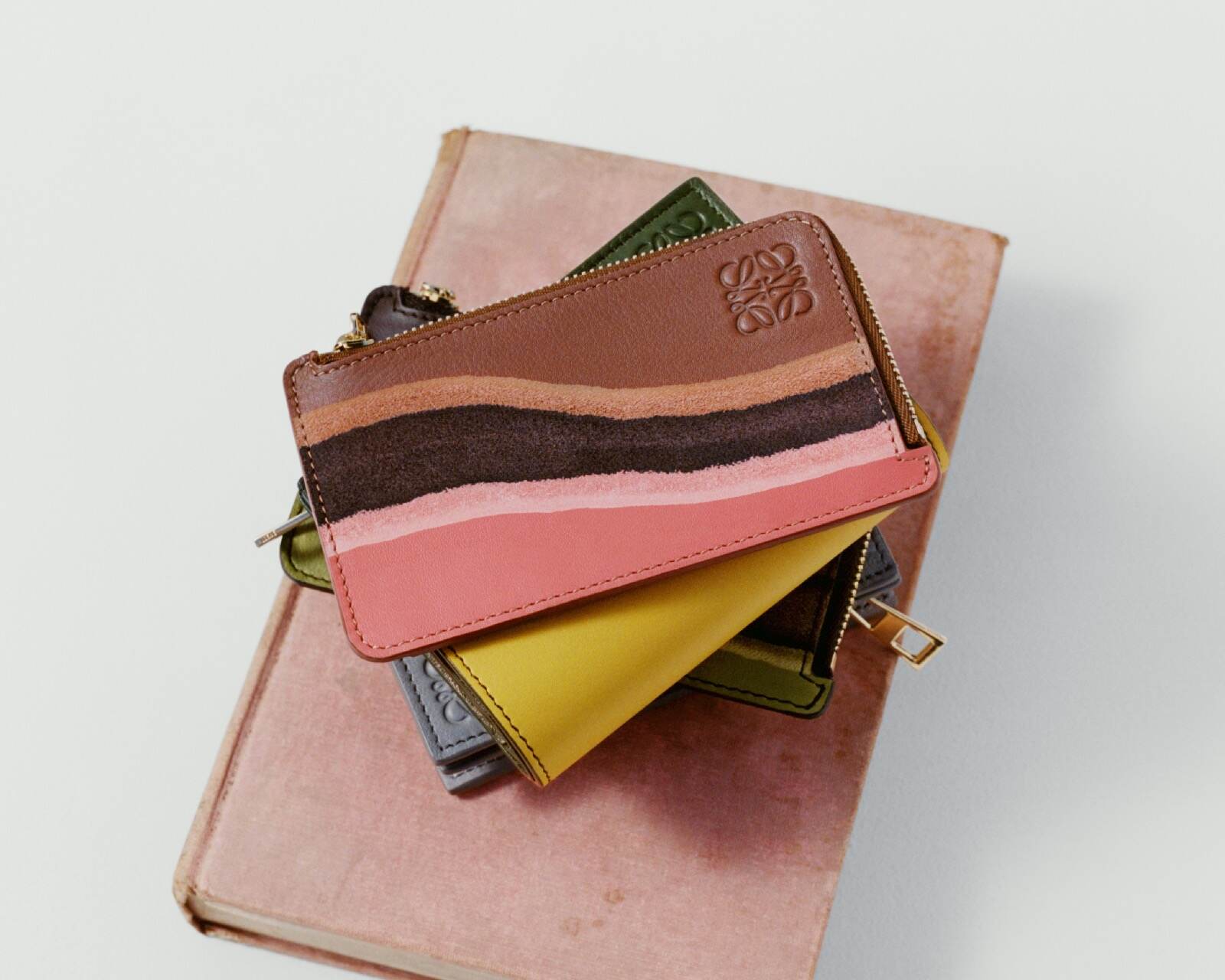 ロエベ(LOEWE) パズルバッグ｜写真16