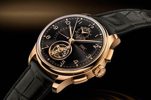 IWCの腕時計「ポルトギーゼ」”黒曜石カラー×ゴールド”文字盤で、トゥールビヨン搭載
