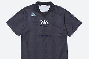 TOGA×アンブロ、“メタル装飾”配したブルゾンやコラボロゴ刺繍入りドレスなど