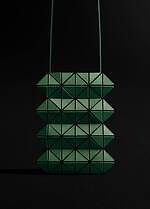 バオ バオ イッセイ ミヤケ”サボテン”着想ショルダーバッグ＆メタリック調トート｜写真6