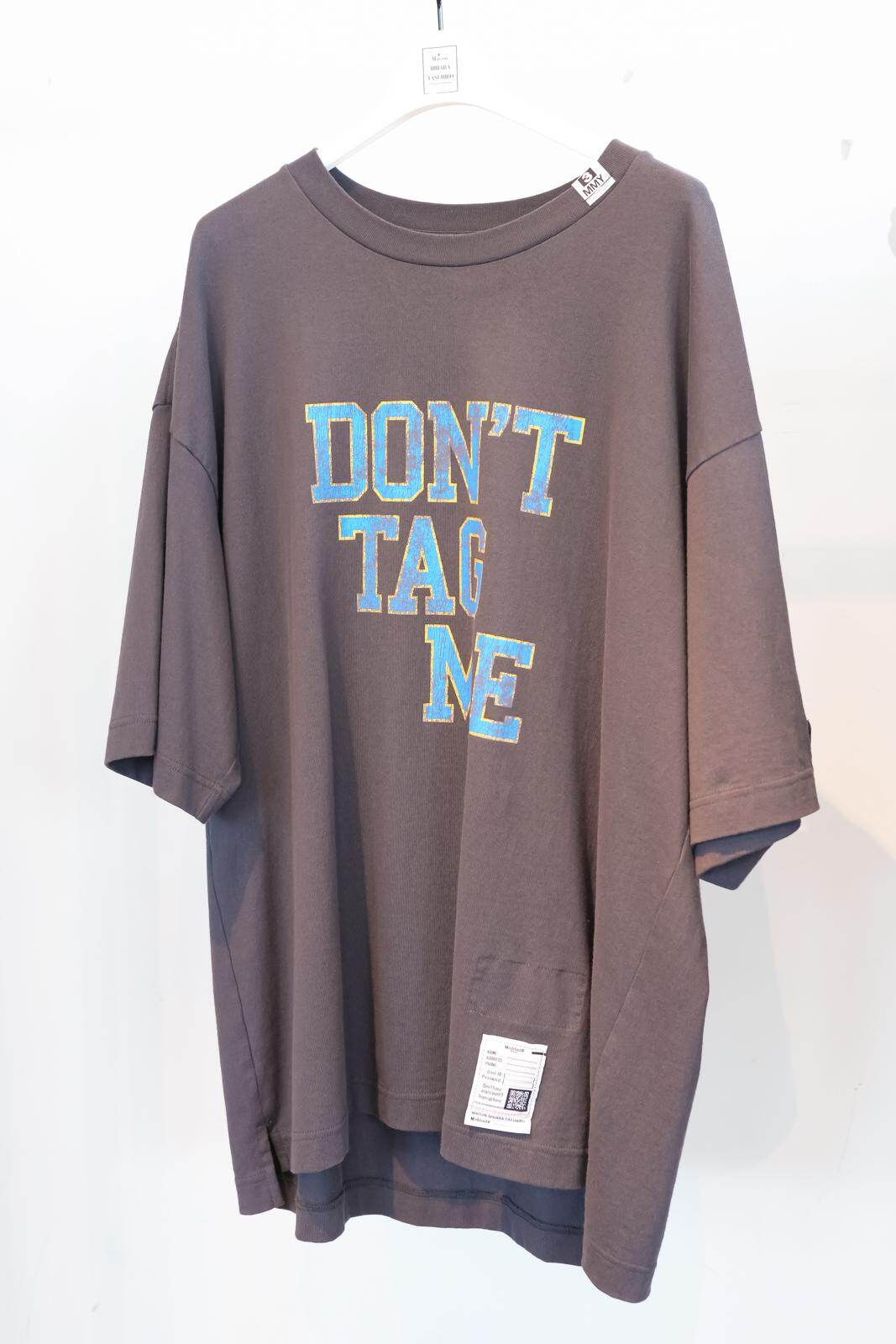 メゾン ミハラヤスヒロ“タグ付けNG”プリントスウェット＆落書き風パッチ付きシャツ｜写真6