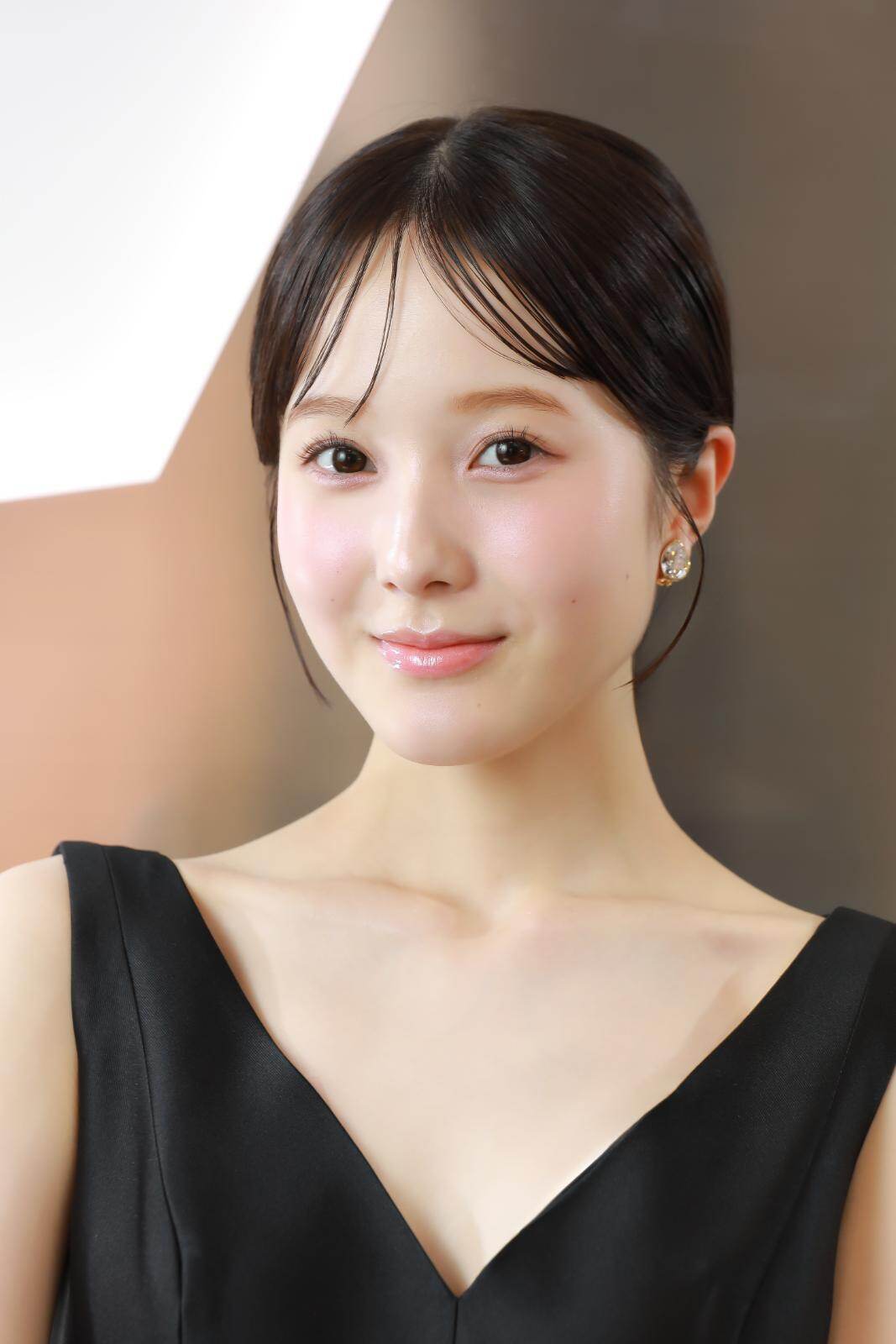 本田真凜・紗来がディオール期間限定イベントinアットコスメトーキョーをナビゲート｜写真8