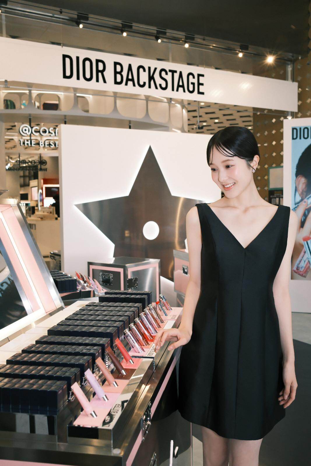 本田真凜・紗来がディオール期間限定イベントinアットコスメトーキョーをナビゲート｜写真10