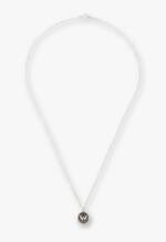 アナ スイのコインネックレス、ジルコニア煌めく蝶＆ロゴ彫刻のリバーシブル仕様｜写真4