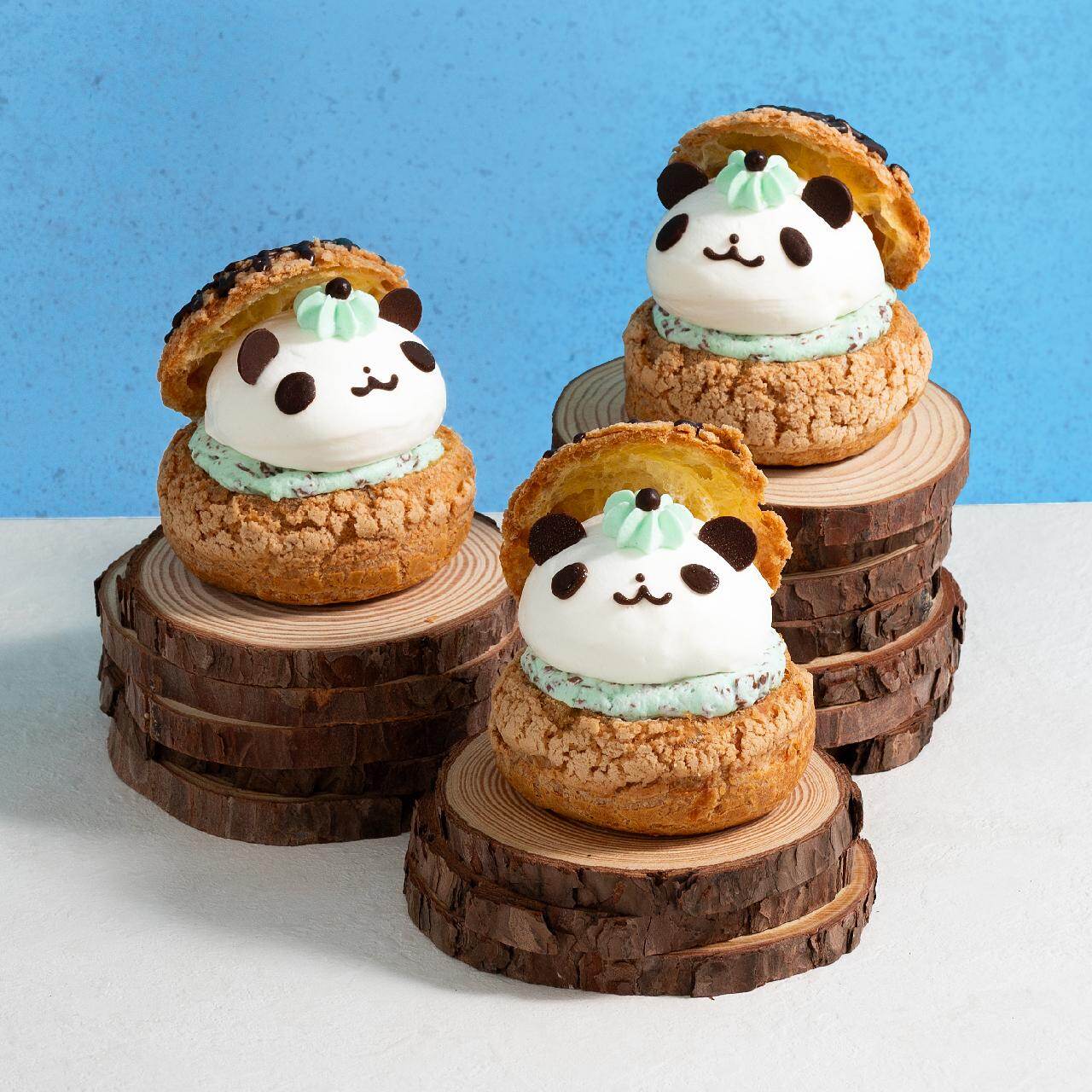 チョコミント味の「パンダ」シュークリーム、ふっくら白いミント＆チョコミントの2種のクリーム入り
