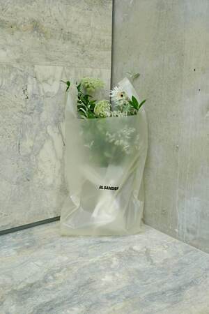 ジル サンダー銀座が“草花に包まれる”インスタレーションイベント、限定ドリンク販売も｜写真10