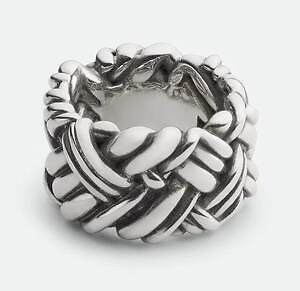 BOTTEGA VENETA シルバー 編み込みリング シルバーイントレチャート リング| Bottega Veneta® 日本