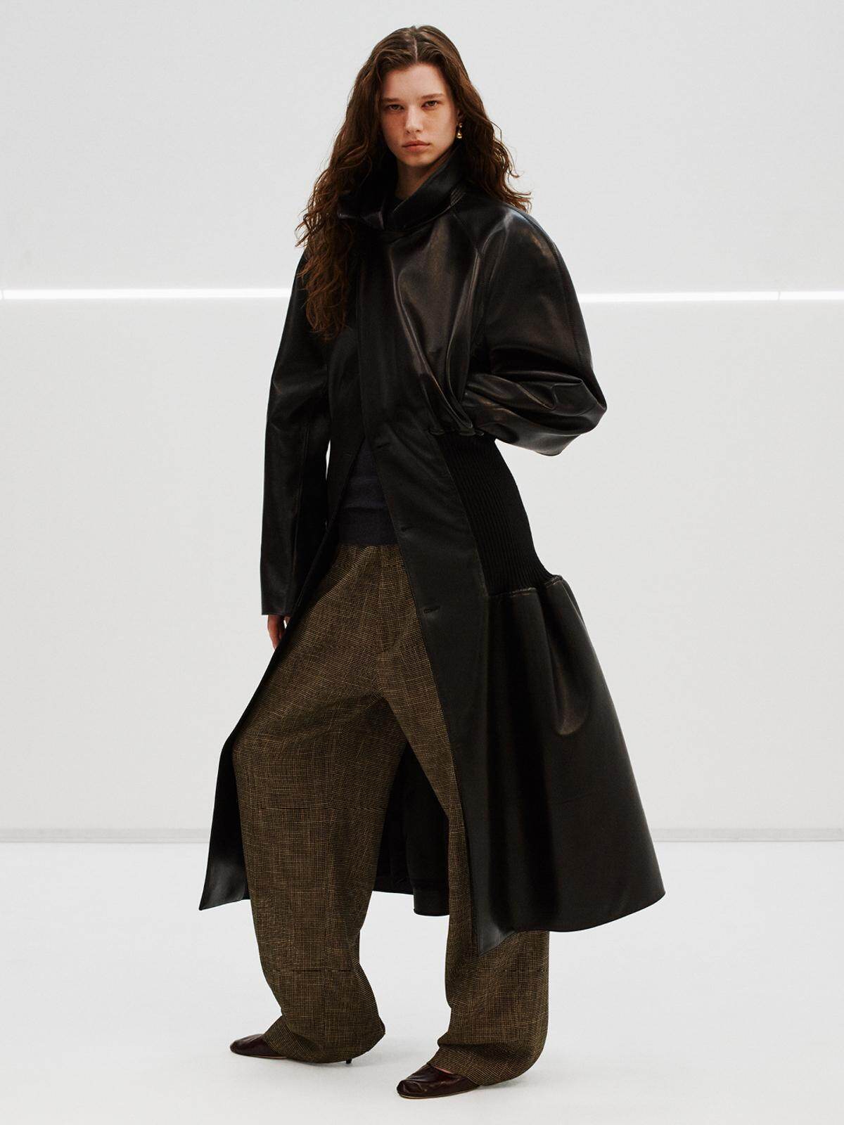 フィービー ファイロ コレクション「D」 2026年春夏<span>コレクション</span> - 写真34