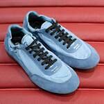 プラダ“スエードorナッパレザー”の機能美バッグやチェーン付きミニ財布｜写真21