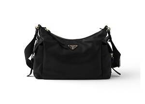 PRADA ミニスエードベルトバッグ プラダ“スエードorナッパレザー”の機能美バッグやチェーン付き