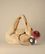 フェンディ“ふんわりカプチーノ”やラビオリのバッグチャーム、どんぐり＆リスモチーフも｜写真16