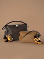 フェンディ“ふんわりカプチーノ”やラビオリのバッグチャーム、どんぐり＆リスモチーフも｜写真17