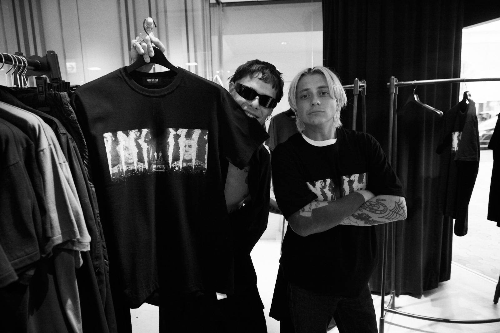 ワイルドサイド ヨウジヤマモト×カトリエル＆パコ・アモロソのコラボTシャツ、ライブの瞬間をプリント｜写真5