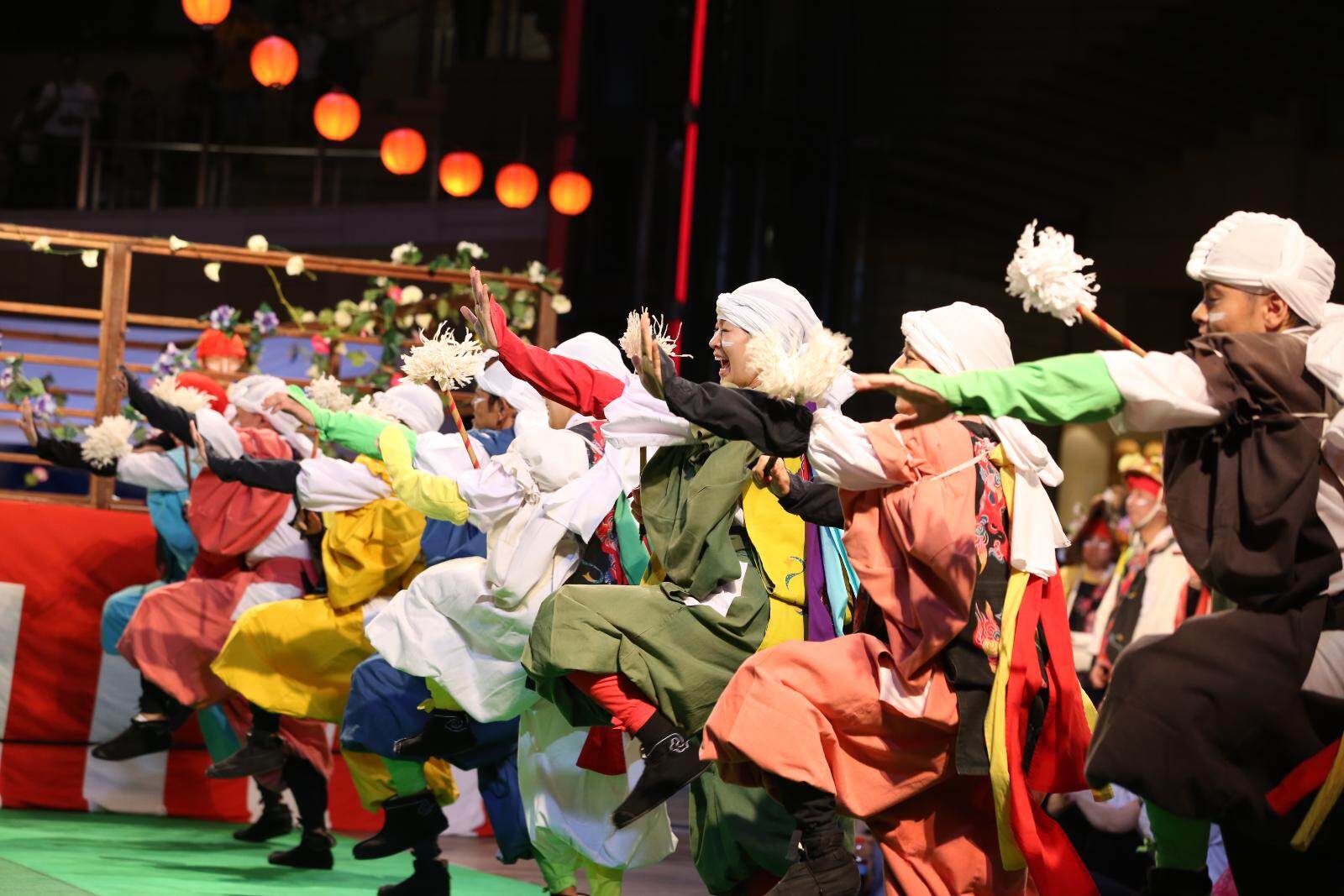 「六本木ヒルズ盆踊り 2025」老若男女が集まる都内最大級の盆踊り、ヒルズ内レストランの屋台も出店｜写真2