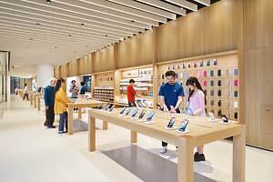 「アップル 梅田」グランフロント大阪にApple新店舗、iPhoneやMacなど最新ラインナップ｜写真2