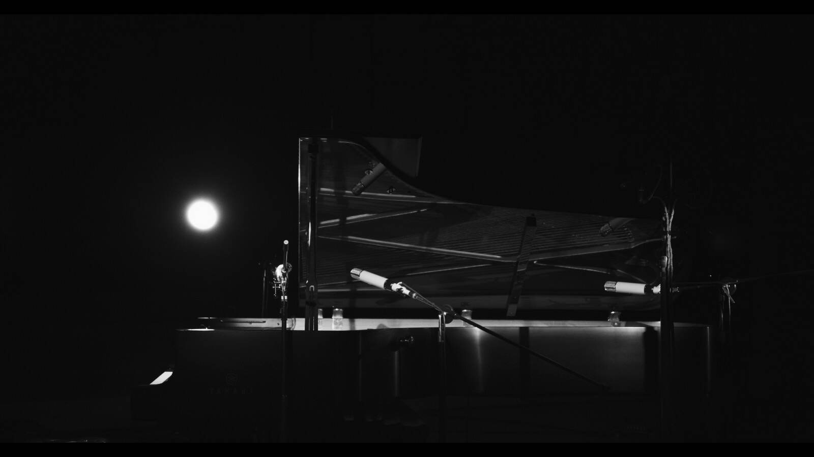 《Ryuichi Sakamoto: Playing the Piano 2025 - D》 ©KAB Inc.