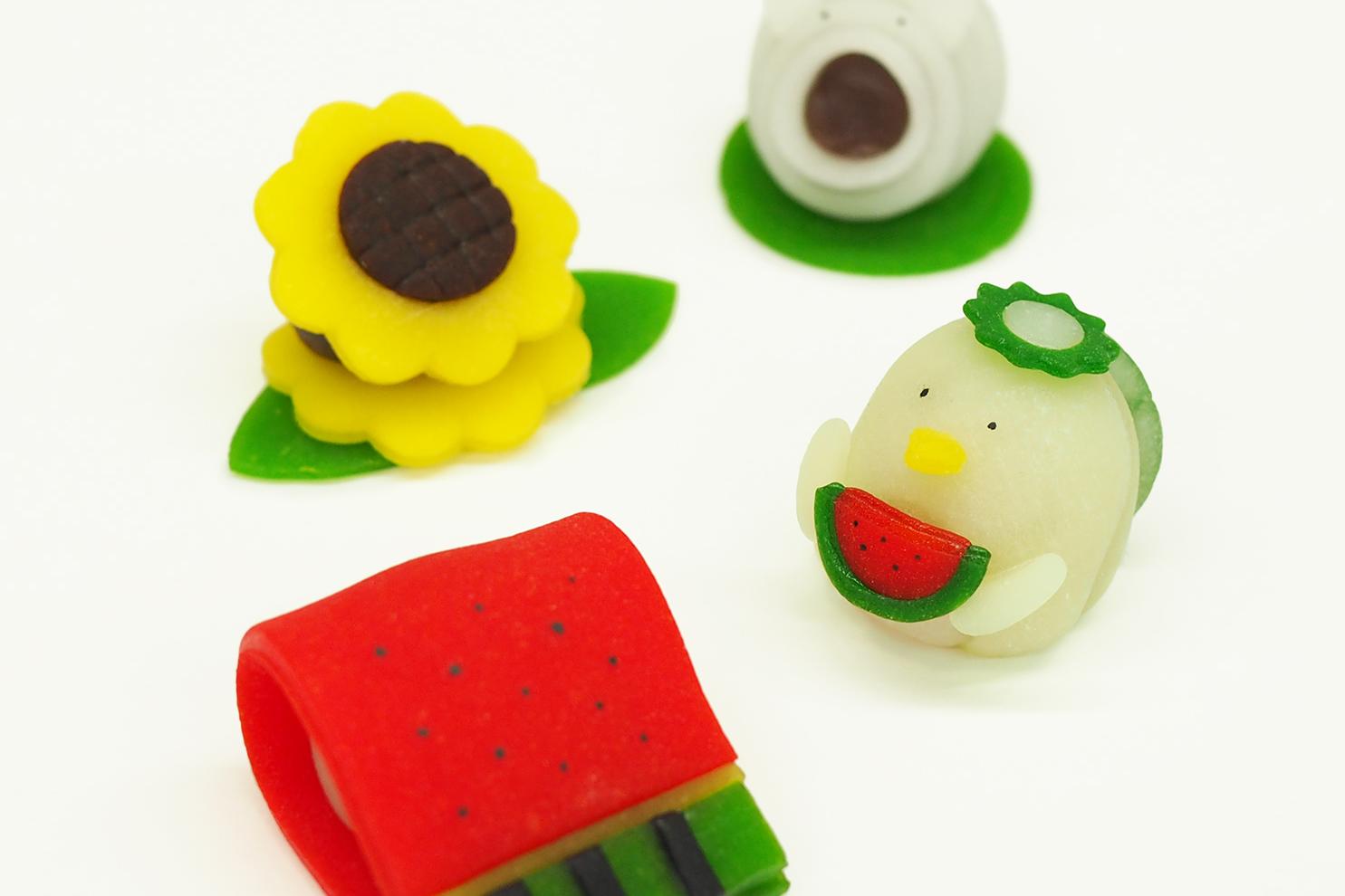 聖護院八ッ橋総本店の「ニキニキ」”スイカ持ったカッパ”モチーフの夏限定生八ッ橋、京都駅で