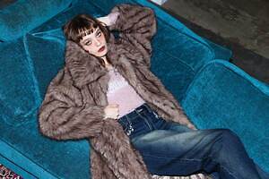 エヴリス(EVRIS) 2025年冬ウィメンズコレクション  - 写真23