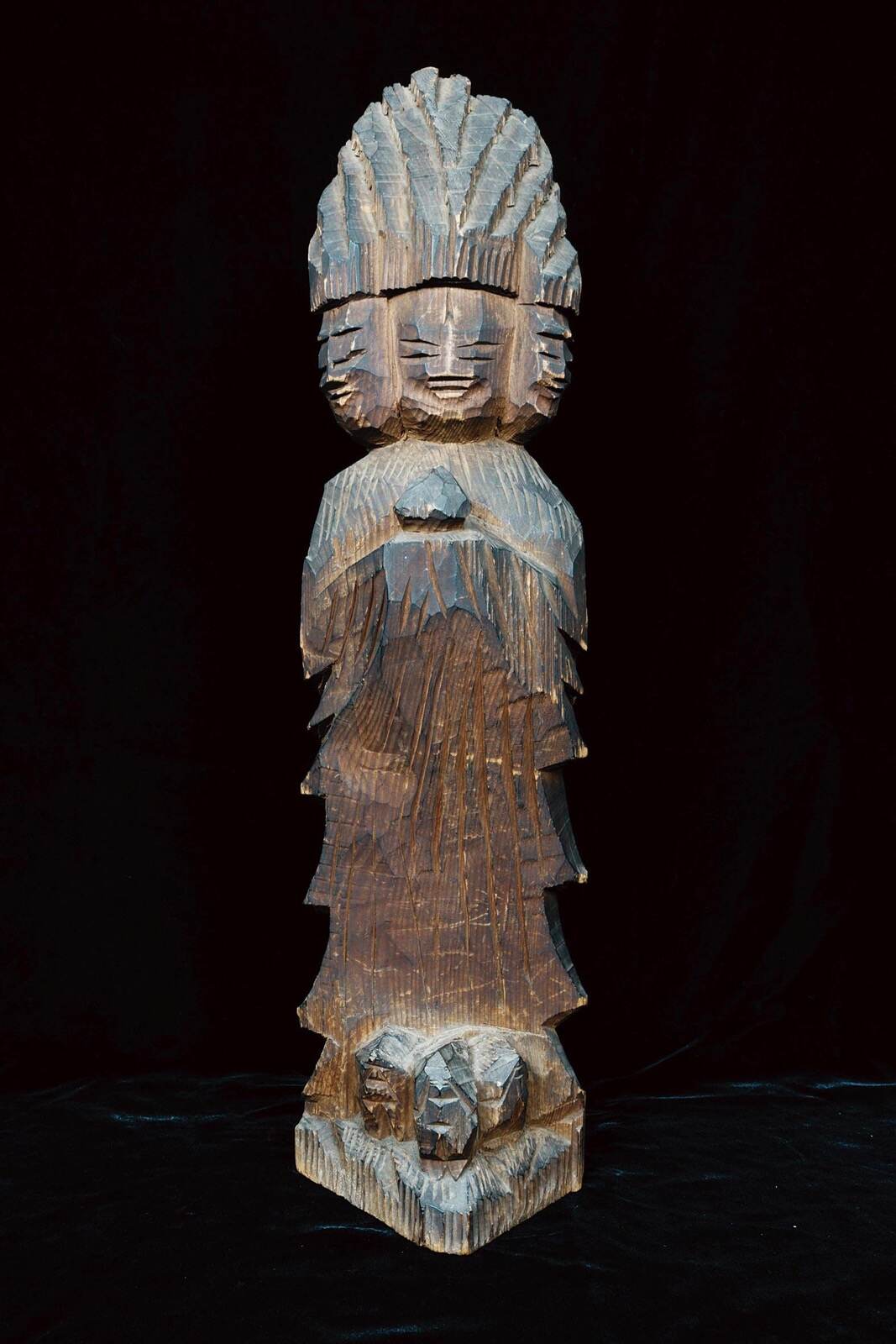 木彫の神仏像を残した僧・円空の展覧会が京都で、素朴で力強い円