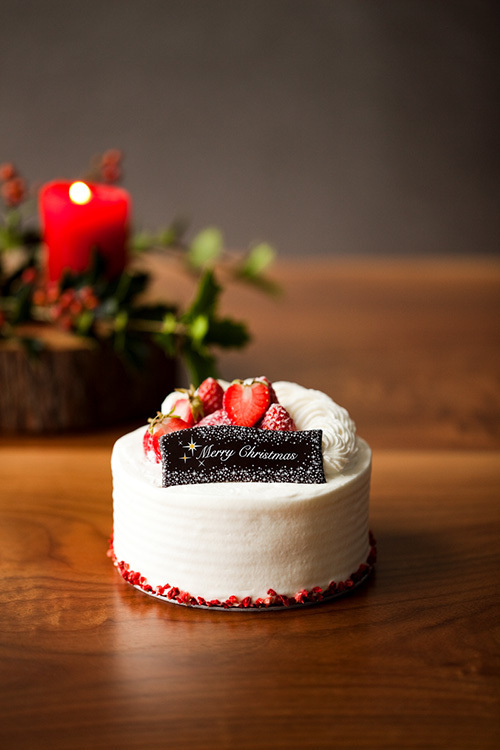 アンダーズ 東京が贈る初のクリスマスケーキ - 濃厚な味わいのブッシュ・ド・ノエルなど | 写真